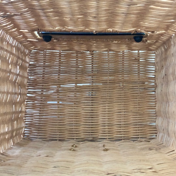 Wicker Bicycle Rear Basket, Proper Velo Quick Release Bike Pannier (Seconds) - Picture 12 of 16